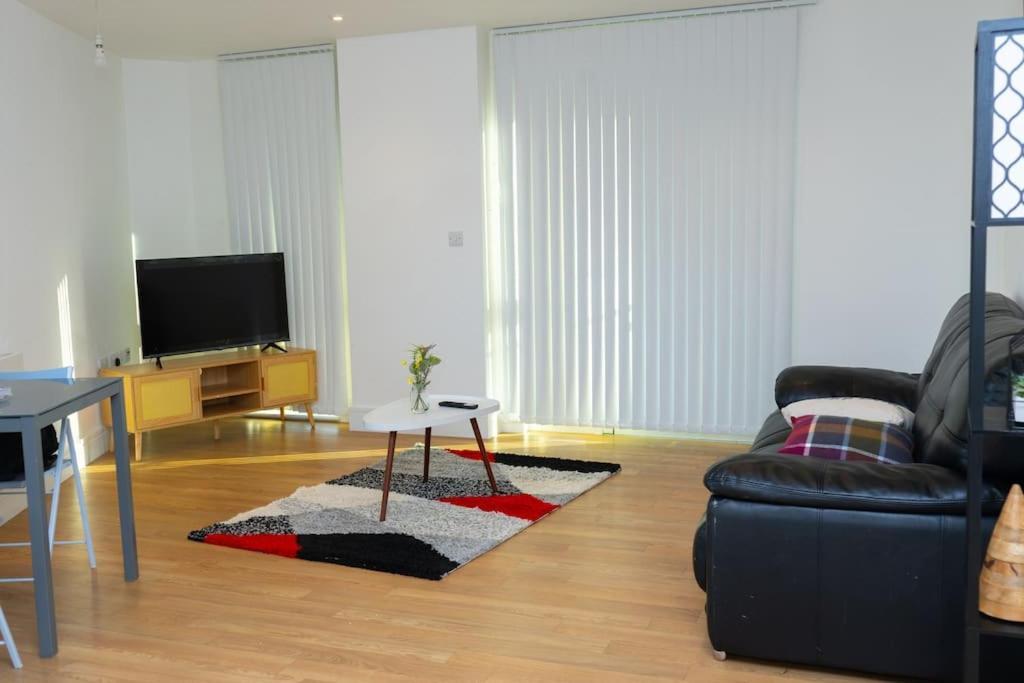1 Bed Luxury Comfortable Apt Londres Exterior foto